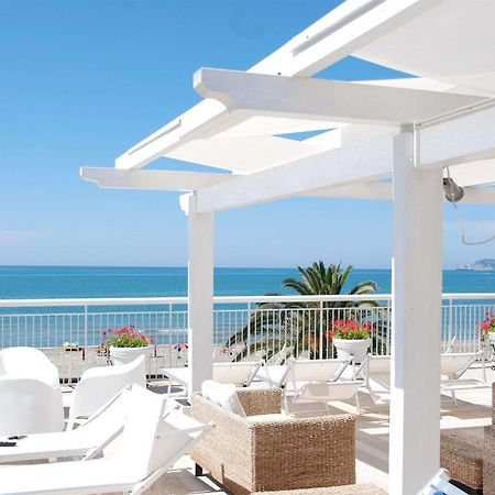 Hotel Villa Eleonora Scauri  Bagian luar foto