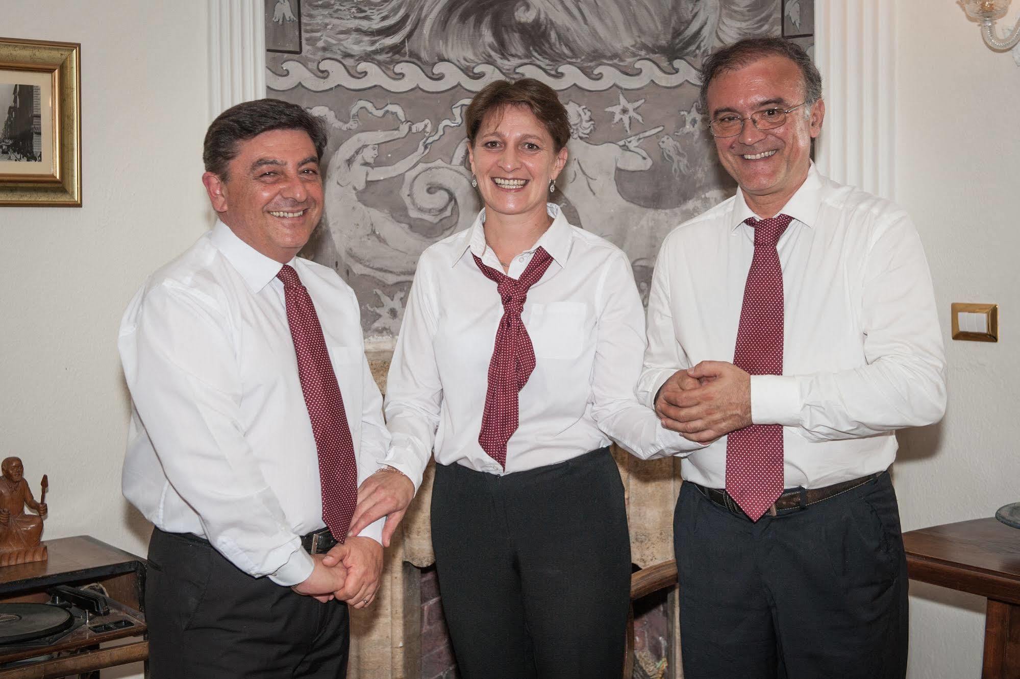 Hotel Villa Eleonora Scauri  Bagian luar foto