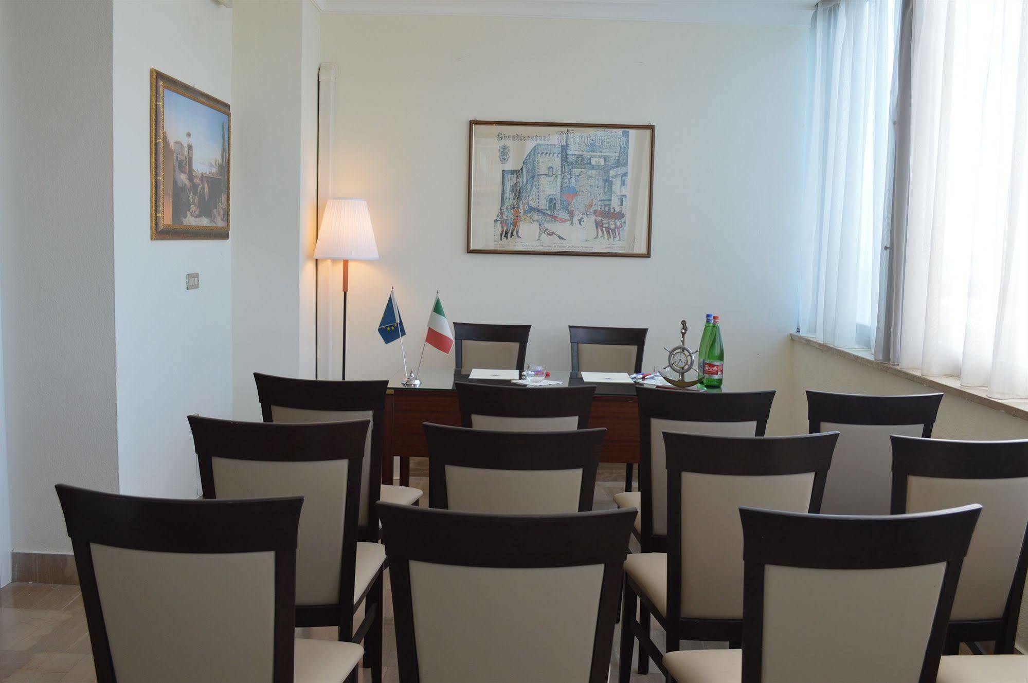 Hotel Villa Eleonora Scauri  Bagian luar foto